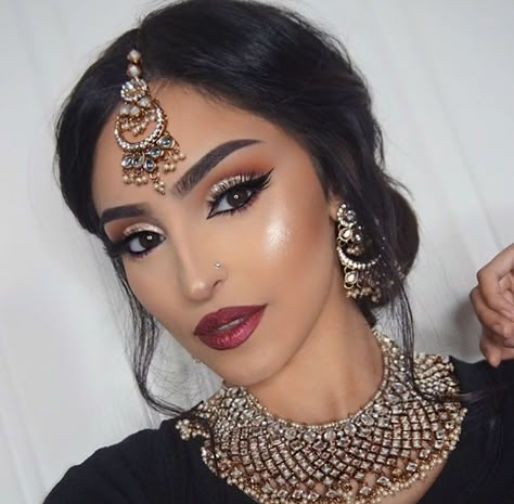 Asian Bridal Bollywood Makeup, Wedding Hairstyles And Makeup, Bridal Make Up, Braut Make-up, Indian Bridal Hairstyles, Indian Makeup, Bridal Makeup Looks, Dark Makeup, Indian Bridal Makeup