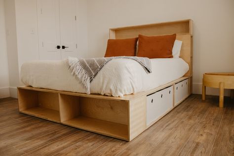 Diy Platform Bed Frame With Storage, Book Case Bed Frame, Diy Queen Bed Frame With Storage, Diy Bed Frame With Storage, Build A Platform Bed, Platform Bed Plans, Diy Storage Bed, Diy Platform Bed, Homemade Furniture