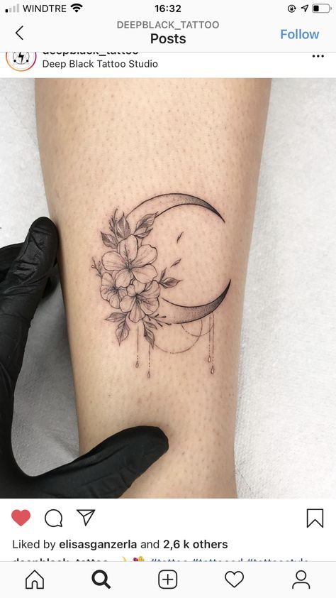 Wildflower Moon Tattoo, Half Moon Tattoo With Flowers, Floral Moon Tattoo Designs, Moon Flower Tattoo Designs, Moon Tattoo Women, Flower Moon Tattoo Designs, Moon Tattoo With Flowers, Moon With Flowers Tattoo, Moon Tattoo Arm