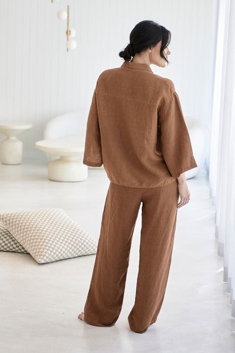 Nutmeg is proving to win over hearts in homewares and even apparel which is no surprise to us. We crafted this rusty, earthy tone as a perfect complement to our naturals. Pair the Wide Leg Pant and Fundamental Shirt with the Natural Cami for a head to toe Eadie look. 100 Euro, Linen Sheet Sets, Linen Pant, Wide Leg Linen Pants, Linen Short, European Linens, Cotton Sheet Sets, Knitwear Dress, Wooden Buttons