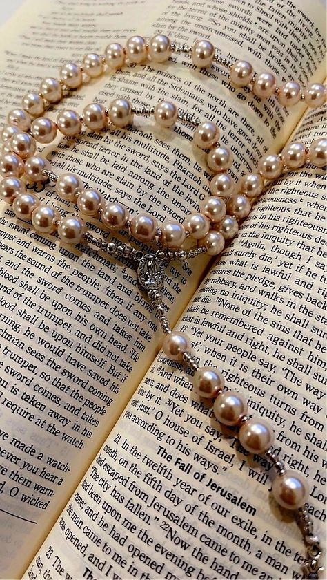 Wedding Communion, Catholic Doctrine, Custom Rosary, Pearl Rosary, Catholic Rosary, Catholic Gifts, Christian Quotes Inspirational, Daughter Of God, Cross Jewelry