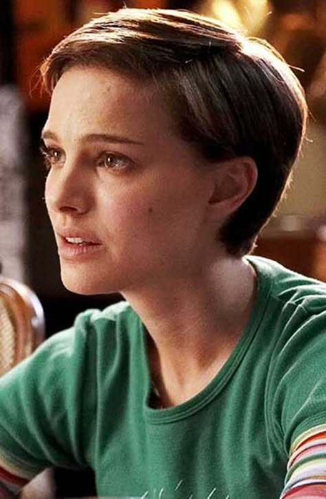 Natalie Portman Pixie Cut, Natalie Portman Pixie, Natalie Portman Short Hair, Crop Hair, Great Haircuts, Cut Her Hair, Medium Hairstyles, Pixie Haircuts, Short Pixie Haircuts