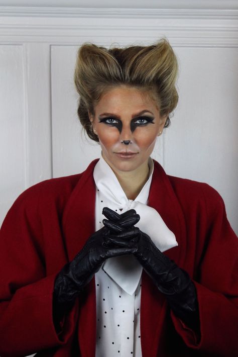 65 Animal-Inspired Halloween Costumes via Brit + Co. Fox Halloween, Fox Makeup, Holiday Nails Winter, Animal Halloween Costumes, Fox Costume, Cow Costume, Animal Costumes, Hippie Costume, Halloween Make Up