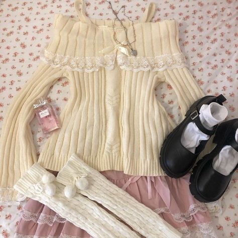 Hachi Aesthetic Outfit, Hachi Outfits Inspired, Hachi Aesthetic, Hachi Style, Hachi Outfits, Coquette Outfit, Y2k Long Sleeve, Cold Shoulder Lace, Off Shoulder Top