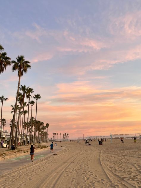 Los Angeles Aesthetic, Venice Beach California, La Life, Cali Life, California Summer, City Of Angels, California Dreamin', California Beach, California Dreaming