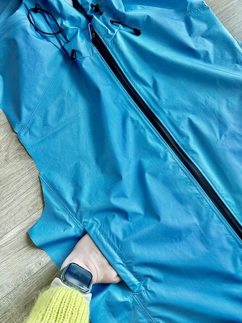 MYOG: How to Sew a Lapped Zippered Side Pocket Sewing A Collar, Patagonia Rain Jacket, Sewing Collars, Adventure Gear, Robert Kaufman Fabrics, Mccalls Patterns, French Seam, Pocket Jacket, Simplicity Patterns