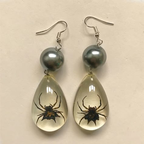 Aesthetic Assecories, Spider Aesthetic, Funky Earrings, Dope Jewelry, Funky Jewelry, Fantasy Jewelry, Jewelry Inspo, Dream Jewelry, Pretty Jewellery