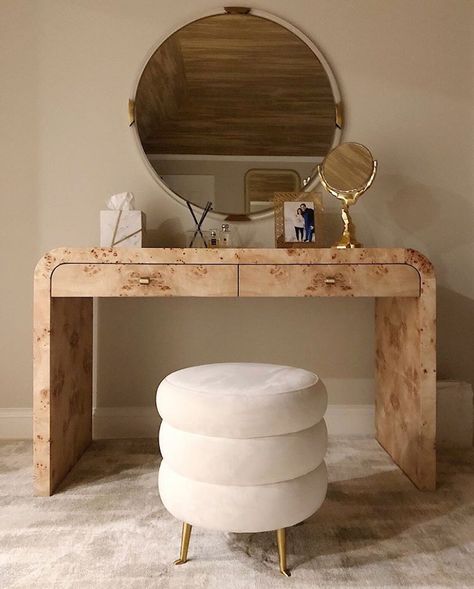 Mtv Cribs, Vanity Design, Glam Room, Bedroom Vanity, Vanity Decor, Primary Bedroom, Apartment Decor Inspiration, Burl Wood, Dream Apartment