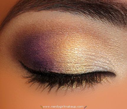 Tri-eye Eye Makeup Glitter, Mascara Hacks, Purple Smokey Eye, White Eyeshadow, Braut Make-up, Gold Eyes, Kiss Makeup, Makati, Eye Make