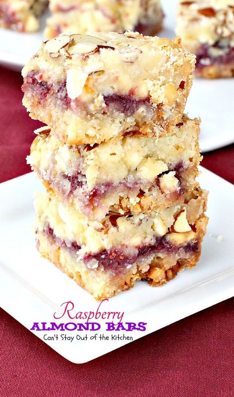 Raspberry Almond Bars | Can't Stay Out of the Kitchen | absolutely spectacular #cookies that are to die for! #almonds #raspberryjam #dessert #vanillachips Raspberry Almond Bars, Oreo Bars, Raspberry Desserts, Almond Bars, Raspberry Almond, Dessert Bar Recipe, Oreo Dessert, Cake Bars, Cookie Bar Recipes