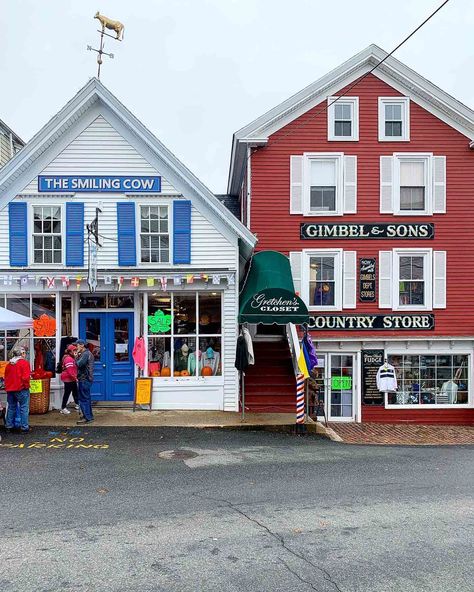 Boothbay Region in 48 Hours - The Maine Mag Boothbay Harbor Maine, Rocky Coast, Rainy Afternoon, Boothbay Harbor, Maine Vacation, Harbor House, Maine Coast, Friday Evening, Golf Resort