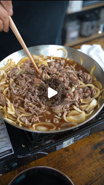 Gyudon Recipe Beef, Easy Gyudon Recipe, Gyudon Recipe, Recipe Beef, Japanese Cooking, Japanese Food, How To Make An, Beef Recipes, Yummy Food