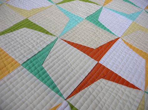 detail | I loves me some straight line quilting! Blogged: me… | Flickr Midcentury Modern Quilt, Modern Quilting Designs, Quilt Modernen, Straight Line Quilting, Contemporary Quilts, Quilt Guild, Modern Quilt Patterns, Star Quilts, Modern Crochet