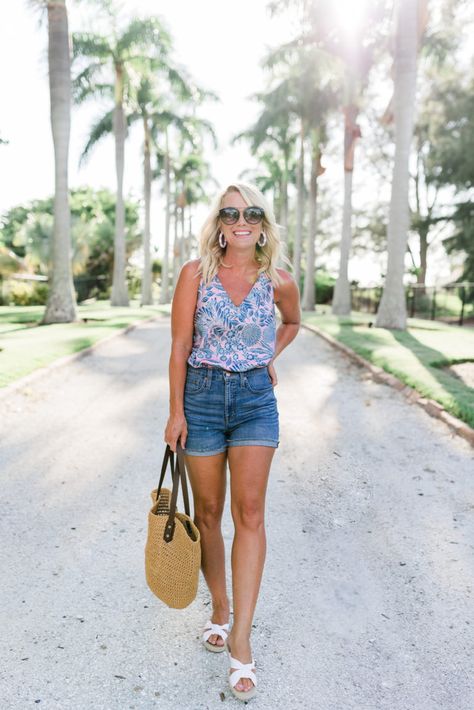 Summer of Style | J.Crew Florals | Hi Sugarplum! J Crew Outfits Summer, J Crew Summer Outfits, Jcrew Style, J Crew Summer, J Crew Outfits, Hi Sugarplum, Texas Girl, Creative Corner, Spring Outfits Women