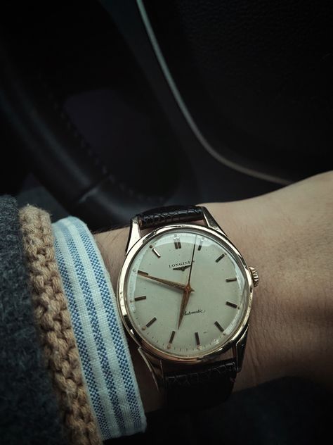 Old money watch. My ig: /quentin Old Money Watch, Men Outfits Aesthetic, Stylish Watches Men, Men Stylish Dress, Best Friends Aesthetic, Mens Casual Dress Outfits, Gold Watch Men, Stylish Watches, Old Money Aesthetic