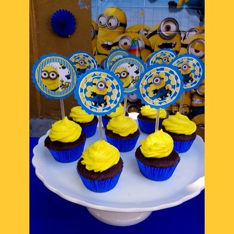 CupCakes Minions Cupcake Minions, Minion Treats, Minions Cupcakes, Minions Birthday Theme, Minion Birthday Cake, Minion Theme, Minion Cupcakes, Ocean Birthday Party, Minion Birthday Party