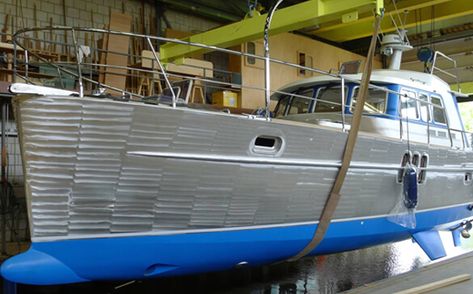 Small Yatch Boat, Narrowboat Layout, Liveaboard Boats For Sale, Small Motor Boat, Classic Boats For Sale, Shallow Water Boats, Navy Training, Wooden Boats For Sale, Motor Cruiser