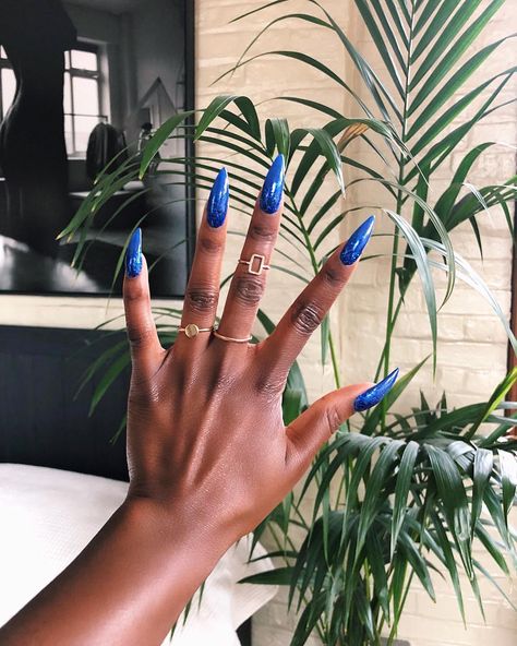 Royal Blue And Chrome Nails, Royal Blue Chrome French Tip Nails, Silver Royal Blue Nails, Royal Blue Nails Black Women, Royal Blue Chrome Nails, Stiletto Nails Blue, Cobalt Blue Nails With Chrome, Royalty Nails, Royal Blue Stiletto Nails