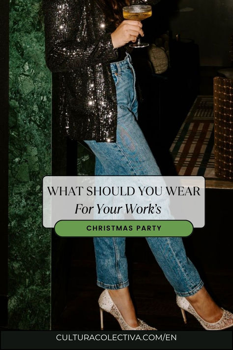 From casual to elegant, you will be the most aesthetic person at your corporate Christmas Party. Christmas Smart Casual Outfit, Office Drinks Outfit, Drinks With Coworkers Outfit, Ruth Chris Outfit Ideas, Christmas Cocktail Outfits For Women, Keynote Speaker Outfit, Holiday Office Party Outfit Casual, Dinner With Coworkers Outfit, Christmas Party Casual Outfit