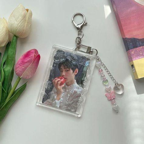 Kpop Photocard Keychain, Toploader Keychain, Sunghoon Photocard, Photocard Keychain, Kpop Toploader, Small Business Design, Kpop Diy, Handmade Keychains, Top Loaders