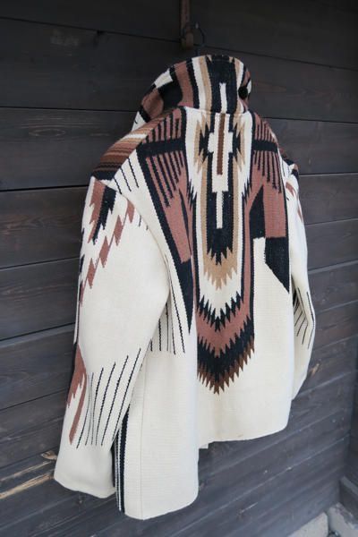 Chimayo Jacket, Native American Clothing, Earth Spirit, Western Style Outfits, Blanket Coat, Western Chic, A Jacket, Creation Couture, Native American Fashion