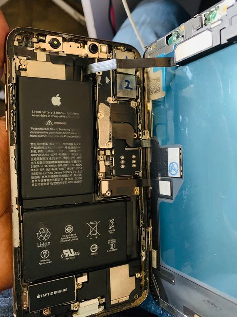 #iPhonex #iphonerepair #screenscenter #applekenya #applescreens Broken Iphone Screen, Broken Iphone, Medicine Snaps, Amazon Account, Iphone Screen Repair, Itunes Card, Iphone Storage, Fancy Sandals, Smartphone Repair