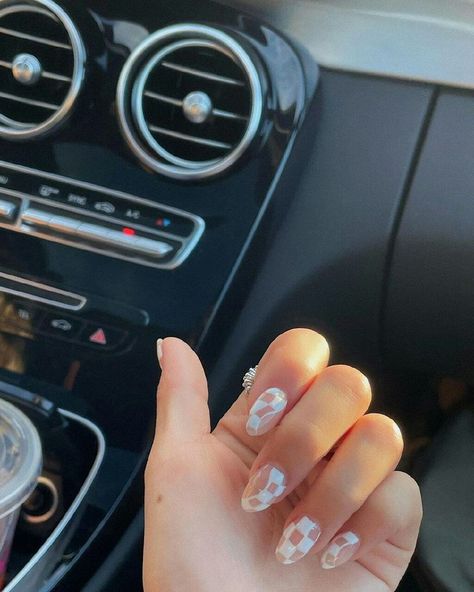 Checker Nails, Nails Checkered, Nail Clear, Coat Aesthetic, Checkered Nails, Minimal Nails, Homecoming Nails, Pattern White, Base Coat