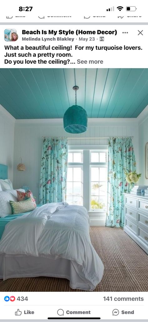 Caribbean Room Decor, Beach Theme House, Turquoise Bedroom Ideas, Light Blue Bedroom, Summer Room Decor, Blue Ceiling, Bedroom Turquoise, Summer Bed, Coastal Bedroom Decorating