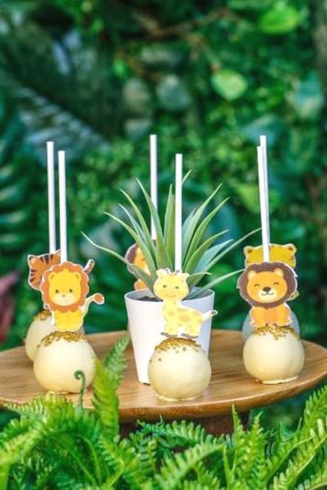 Cake Pops Jungle Theme, Jungle Safari Cake Pops, Animal Themed Cake Pops, Cake Pops Safari Theme, Safari Theme Cake Pops, Animal Cake Pops Jungle, Safari Pops, Two Wild Cake Pops, Cake Pops Animals