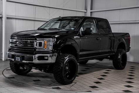 2019 Ford F150 equipped with a Fabtech 6" Lift Kit 2019 Ford F150, Ford F150 Lifted, F150 Lifted, 2011 Ford F150, Ford 150, Fords 150, F150 Raptor, Ford Trucks F150, Ford F150 Raptor