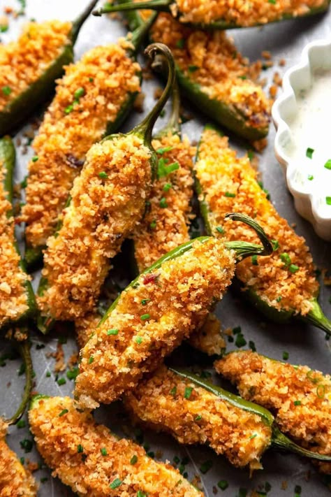 The BEST Easy, Baked, Bacon Jalapeno Poppers Recipe (Video) | Foodtasia Popper Recipes, Hcg Meals, Jalapeno Poppers Recipe, Bacon Jalapeno Poppers, Jalapeno Popper Recipes, Bacon Dip, Poppers Recipe, Jalapeno Recipes, Stuffed Jalapenos With Bacon