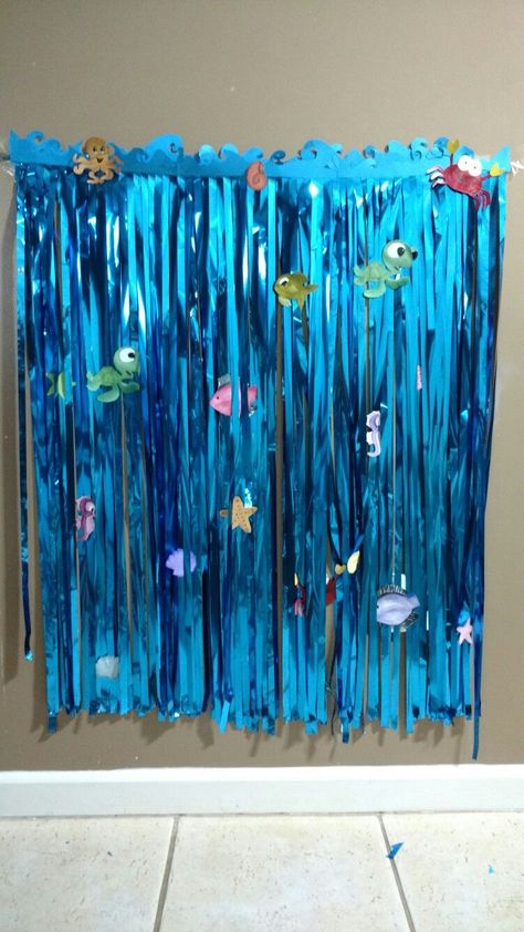 Sea Decoration Ideas Ocean Themes, Under The Sea Table Centerpieces, Diy Under The Sea Decorations, Ocean Birthday Party Decorations, Under The Sea Party Decorations, Under The Sea Crafts, Under The Sea Decorations, Nemo Birthday, Ocean Theme Classroom