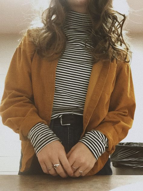 Ambercore Style, Vintage Lesbian Outfit, Corduroy Button Up Outfit, Fall Outfits Masc Women, 60s Fall Fashion, Turtleneck And Sweater Layering, Muted Outfits, Vintage Fall Outfits, Turtleneck Outfit Layering