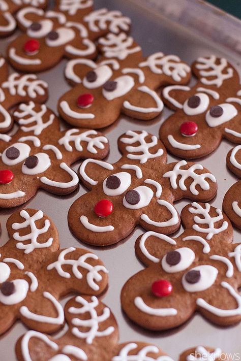 gingerbread-reindeer-cookies Traditional Gingerbread, Gingerbread Reindeer, Gingerbread Cookies Decorated, Cookies Gingerbread, Reindeer Cookies, Santa's Reindeer, Ginger Bread Cookies Recipe, Gingerbread Man Cookies, Xmas Cookies