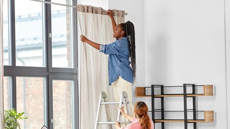 16 Smart Ways To Repurpose Old Curtains Around Your Home - House Digest Old Curtains Repurpose, Gold Curtain Rods, Long Curtain Rods, Extra Long Curtains, Diy Curtain Rods, Bold Paint Colors, Repurposing Ideas, Thick Curtains, Bed Scarf