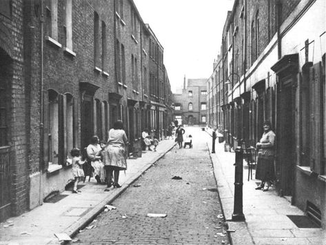 A Victorian slum in Whitechapel, by Gustave Dore. Description from pinterest.com. I searched for this on bing.com/images Soiled Doves, Whitechapel London, History Pics, Victorian London, London History, History Nerd, Greater London, Old London, London Photos