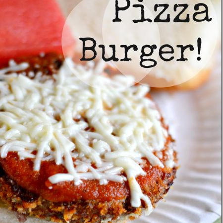 I like to cook my burgers in the oven with frozen hamburger patties. I created these Pizza Burgers and it was super big, fat, crunchy and juicy! YUM! Hamburger Patties Recipes, Frozen Hamburger Patties Recipes, Pizza Burgers Recipe, Homemade Hamburger Patties, Hamburger Recipes Patty, Easy Salisbury Steak, Hamburger Patty, Pizza Burger, Pizza Burgers