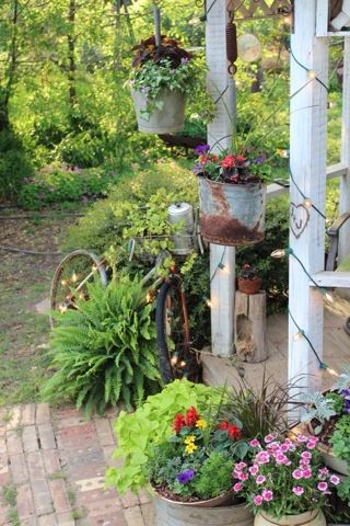 GypsyFarmGirl: Earth Day - Our Recycled Yard Flowers Bucket, Garden Junk, Garden Types, Flower Bucket, Garden Containers, Junk Art, Trendy Flowers, Garden Tours, The Porch