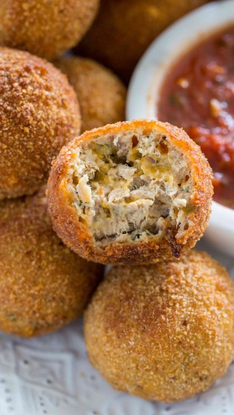 Tuna Balls Recipe, Tuna Balls, Tuna Meatballs, Christmas Chocolate Chip Cookies, Tuna Dishes, Tuna Fish Recipes, Tuna Melt Sandwich, Snowball Cookie Recipe, Pumpkin Whoopie Pies