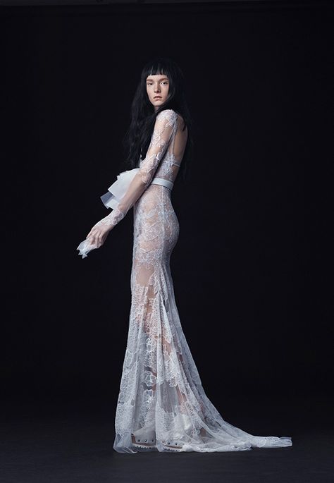 Vera Wang Bridal, Vera Wang Wedding, Wedding Dresses Vera Wang, Wang Dress, 2016 Wedding Dresses, Vera Wang Dress, Fall Fashion 2016, Naeem Khan, Bridal Fashion Week