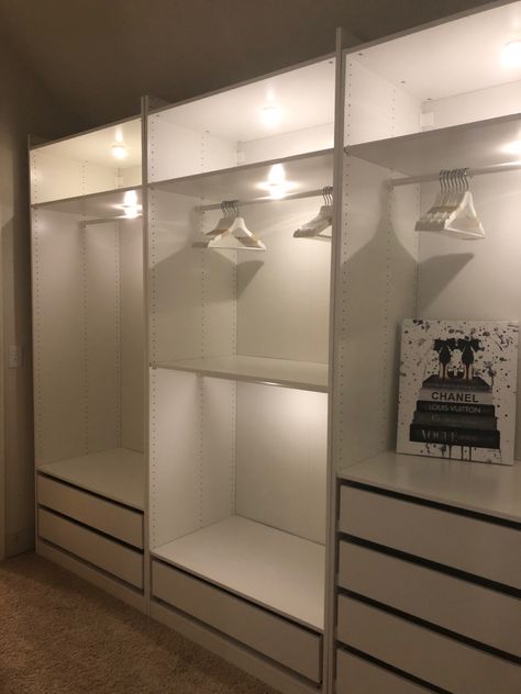 Pax Wardrobe Ideas, Dressing Room Closet, Dream Closet Design, Luxury Closets Design, Pax Wardrobe, Closet Layout, Wardrobe Room, Closet Remodel, Closet Decor