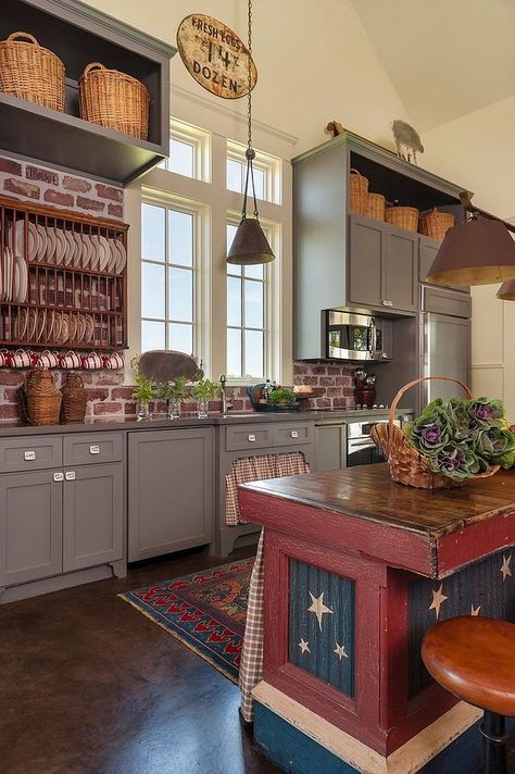 Unique farmhouse kitchen with a touch of red, blue and white - Decoist Dapur Rustic, Rustic Farmhouse Kitchen Cabinets, Kabinet Dapur, Farmhouse Kitchen Cabinets, Decor Ikea, Timeless Kitchen, Farmhouse Kitchen Design, Rustic Farmhouse Kitchen, Primitive Kitchen