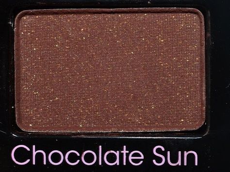 Chic Shadow, Brown Eyeshadow Palette, Burgundy Eyeshadow, Nars Eyeshadow, Warm Apple Cider, Vanilla Candle, Apple Cider Donuts, Red Stain, Brown Eyeshadow