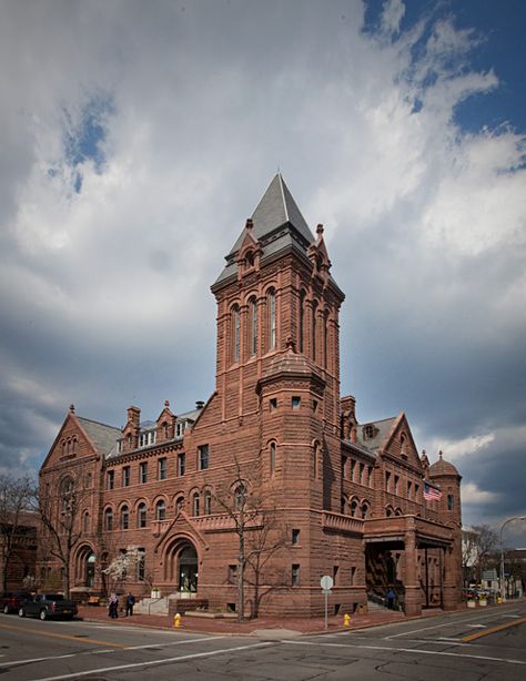 Richardsonian Romanesque architecture (30 Church St., Rochester, NY 14614) Romanesque Revival Architecture, Ny Architecture, Richardsonian Romanesque, Small Apartment Building, Romanesque Architecture, Revival Architecture, Apartment Buildings, Back Pieces, Architecture Old