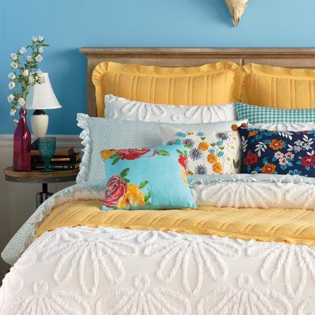 Kids Queen Bed, White Comforter Bedroom, Pioneer Woman Walmart, Walmart Bedding, Affordable Bedroom, Cool Comforters, Woman Bedding, Bedroom Bliss, White Comforter