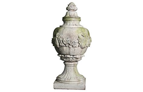 31" Tower Wall Finial - Cathedral White - Orlandi Statuary Concrete Garden Statues, European Castle, French Garden Design, Romantic Backyard, Window Box Flowers, Freezing Weather, Affordable Modern Furniture, Sand Stone, European Castles