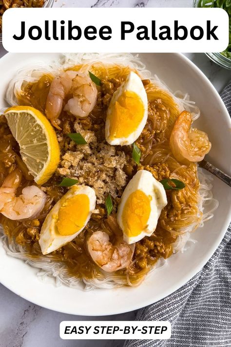 Palabok Jollibee-Style is the way to go if you are craving a pancit palabok and can't go to the nearest restaurant. Tasty, savory, and satisfying rice noodle dish that you can make in the comfort of your own home in 30 minutes! Pancit Palabok Recipe, Palabok Recipe, Pancit Palabok, Noodle Dish, Rice Noodle, Filipino Dishes, Noodle Dishes, Filipino Recipes, Way To Go