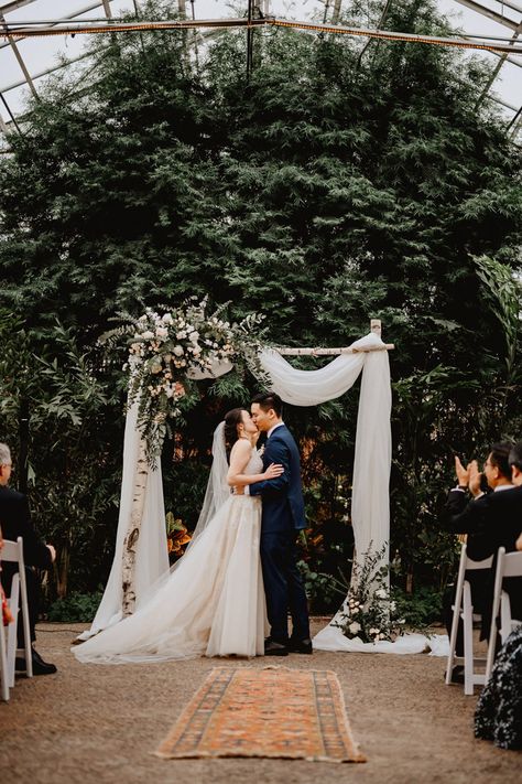 This Unbelievably Dreamy Fairmount Park Horticulture Center Wedding Gave Guests Garden Vibes Without Weather Worries | Junebug Weddings Wedding Archway, Wedding Arch Flowers, Wedding Altars, Arch Flowers, Spring Florals, Ceremony Arch, Wedding Garden, Floral Arch, Ceremony Decor