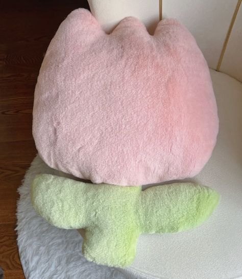 Pink Stuffies Aesthetic, Cutecore Pillow, Aesthetic Pink Plushie, Kawaii Bed Pillow, Pink Kawaii Pillow, Tulip Pillow, Plushies Diy, Flower Cushion, Cute Cushions