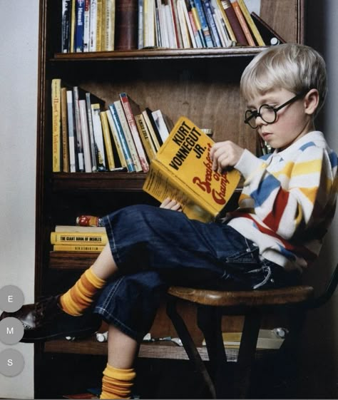 Library Photo Shoot, People Reading Books, Children Reading, Milk Magazine, People Reading, David Hockney, Reading A Book, Kid's Fashion, Kids Portraits